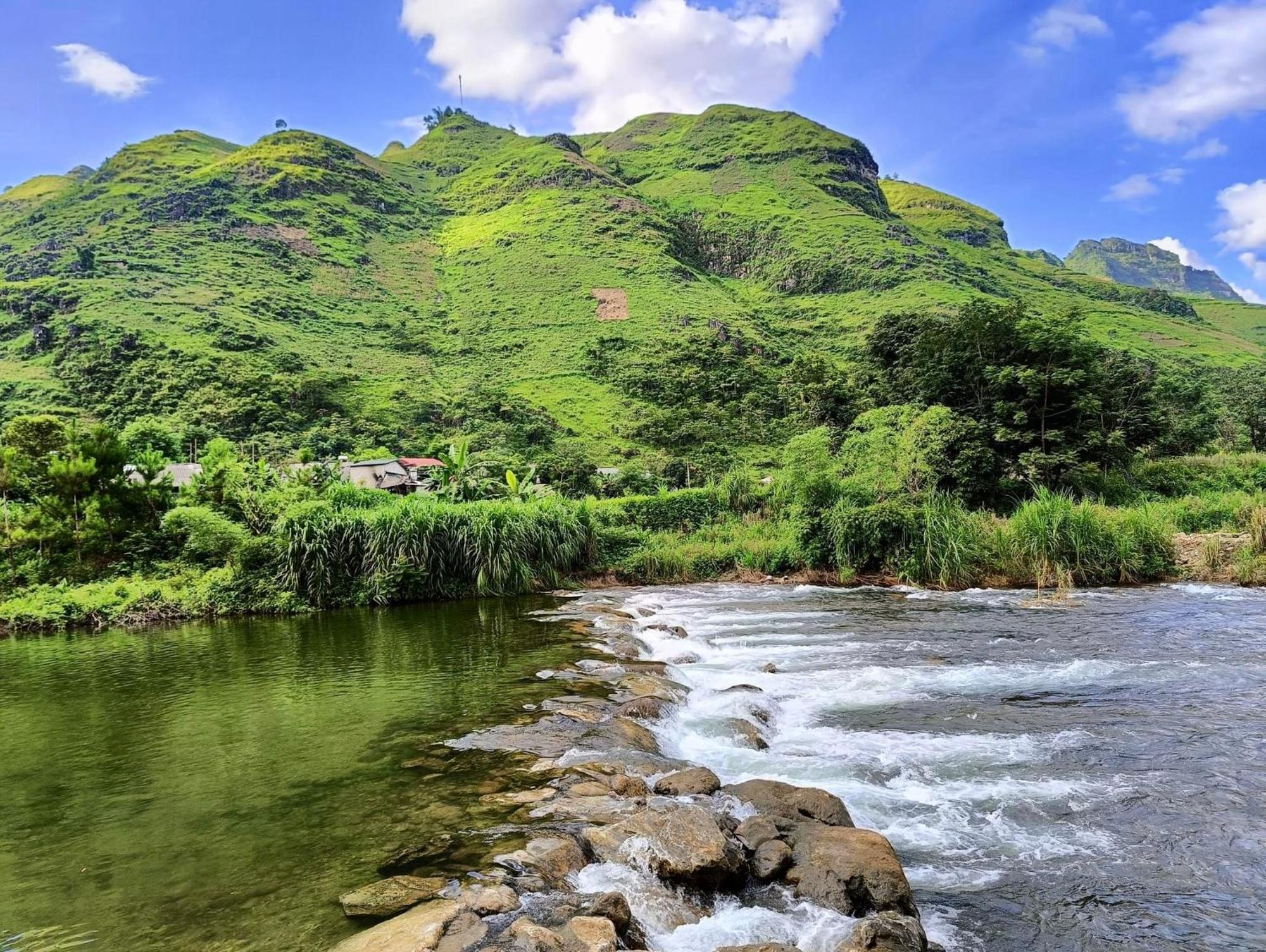 Du Gia Field View Homestay Lang Cac ภายนอก รูปภาพ