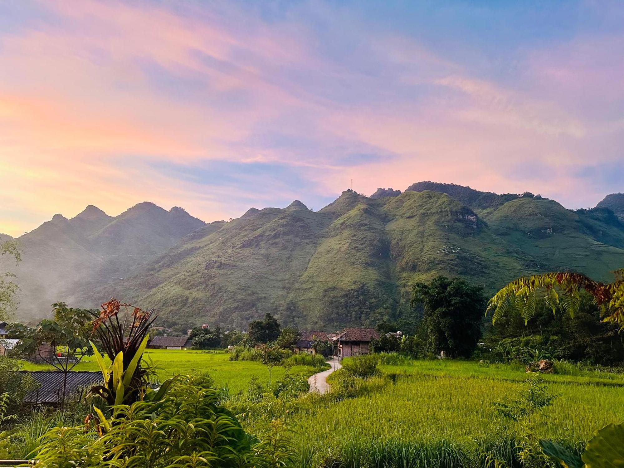 Du Gia Field View Homestay Lang Cac ภายนอก รูปภาพ